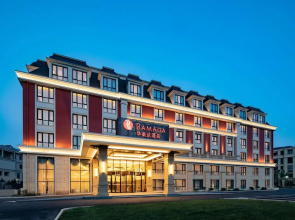 Ramada Zhenjiang City Center