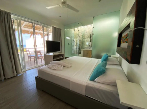 Anacapri Suite - 4th Floor Penthouse Beach Front