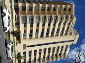 Kirribilli Riverfront Apartments