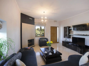 Villa Plousia