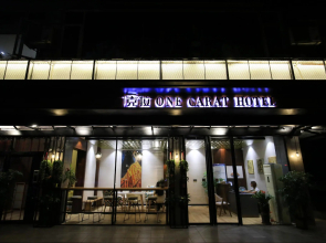 Guihu Bieyuan Riverside View Homestay