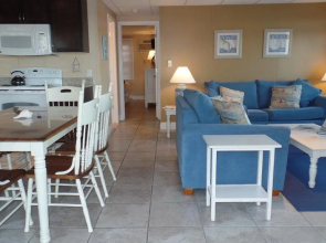 Windjammer Condominiums