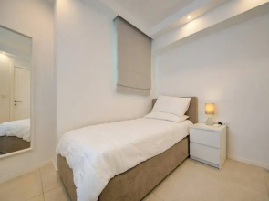 Luxury Penthouse With Private Pool and sea Views, Sleeps 6
