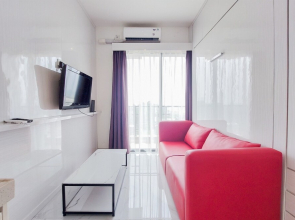 Nice And Comfy Studio Room At Sky House Bsd Apartment