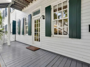 Lazy Gecko by Avantstay Walk to Duval St in Key West! Month Long Stays Only