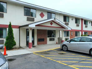 Gardner Inn