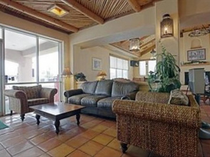 Econo Lodge Inn  Suites Amarillo