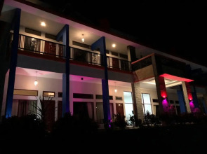 Dio Refael Hotel