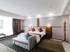 Yuanming Lake Junlan Hotel