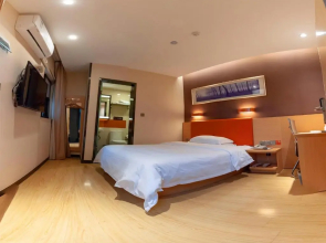 7Days Premium Nanchong Silk Road Branch