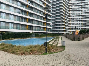 1bedroom Apartment With Terrace Near Mail of Istanbul