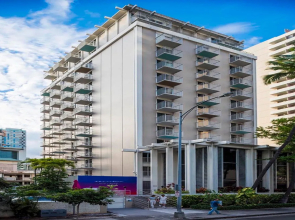 Shoreline Hotel Waikiki