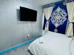 OYO Unique Private Rooms - Bolton Central, Free Parking