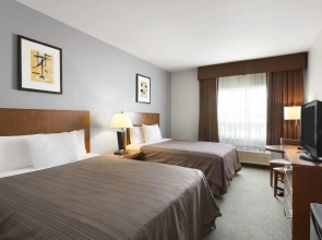 Days Inn By Wyndham High Prairie