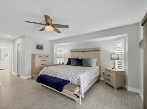 Punta Gorda 3-Bedroom Canalfront Vacation Home with Pool 3 Home