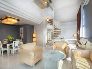 Tychi Hotel