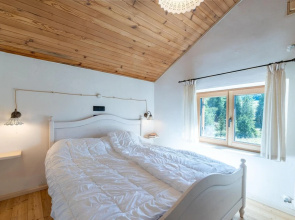 Nice Home in Castello Tesino With 3 Bedrooms and Wifi