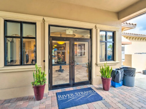 Classy River Strand Condo w/ Country Club Access!