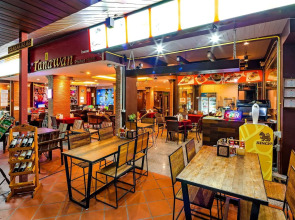 Tanawan Phuket Hotel