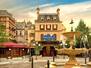 Disney Hotel Santa Fe Hotel