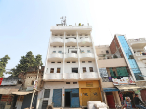 OYO 22703 Jee's Stay