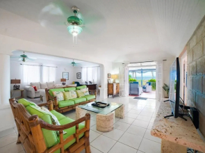 Banyan Beach House Villa