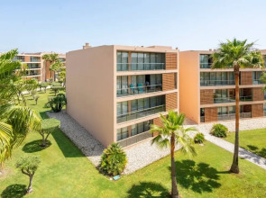 Luxury 3BR 7 pools Beach 200 m