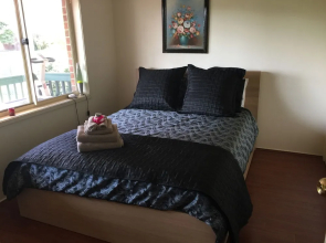 Lakeside Manor 2 Private Bedrooms with amenities