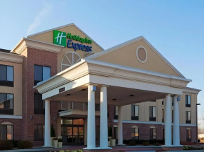 Holiday Inn Express & Suites Martinsville by IHG