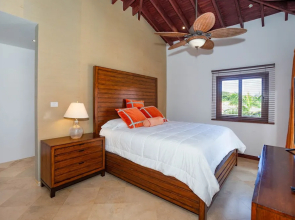 1111 Pearl Court at Pristine Bay