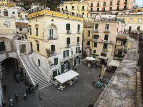 Amalfi Hills Country Hotel
