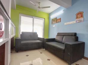 OYO 28428 Ruthira Residency