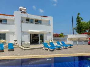 Azure Luxury Pool Villa