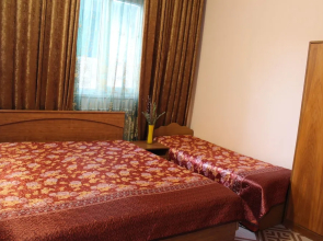 Solnechniy Dom Guest House