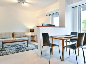 Fully-Renovated Apartment in Palaio Faliro