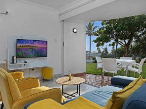 Chakas Cove 60
