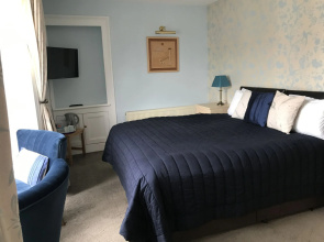 Number 52 Bed & Breakfast