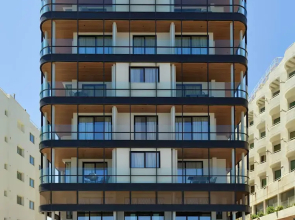 LIV Mackenzie Beach Suites