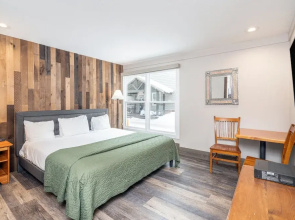 Mountainside Inn 208 1 Bedroom Hotel Room by Alpine Lodging Telluride