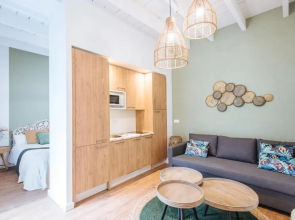 Lola de Triana Apartments