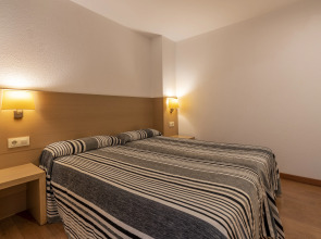 Almirall Apartaments