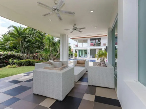Unique Pool Villa with 5 Bedrooms and Sea View (PM-C1)