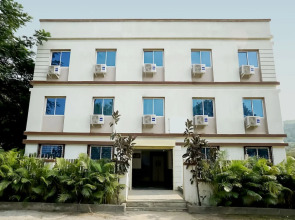 OYO 22558 Hotel Karan International