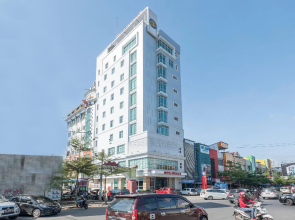 OYO 1114 Hotel Denpasar Makassar