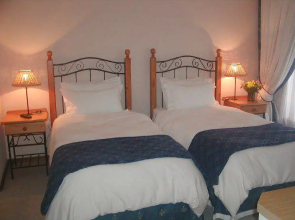 Four Pines Lodge