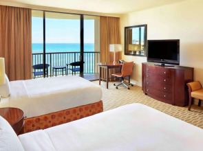 Hilton Hawaiian Village Waikiki Beach Resort