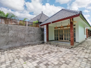 OYO 2896 Uma Menuh Guest House