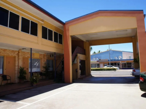 Ayrline Motel