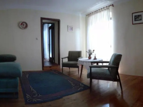 Apartments Lazzarini Battiala