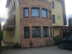 Ralf Residence